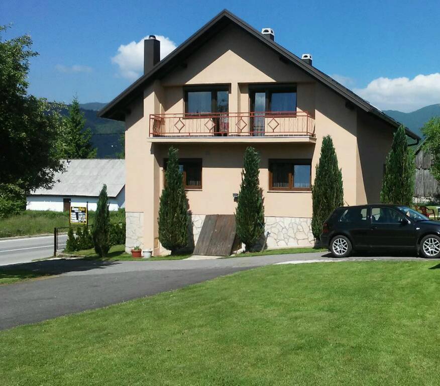 Hotel House Pribic Vrelo Koreničko Exterior foto